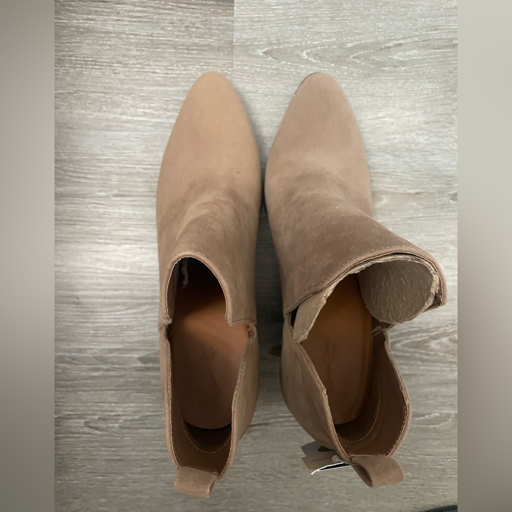 Booties - Picture 4 of 7